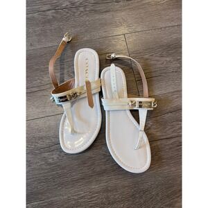 COACH White Patent Leather Sandals Gold‎ Chain Detail Adjustable Strap